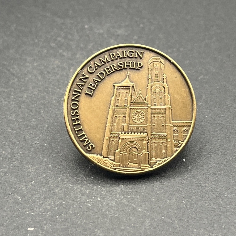 Smithsonian Campaign Leadership Lapel Hat Pin